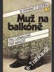 Muž na balkóně - náhled