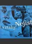 Nejisté vztahy - náhled